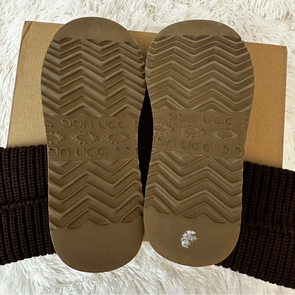 UGG classic cardy